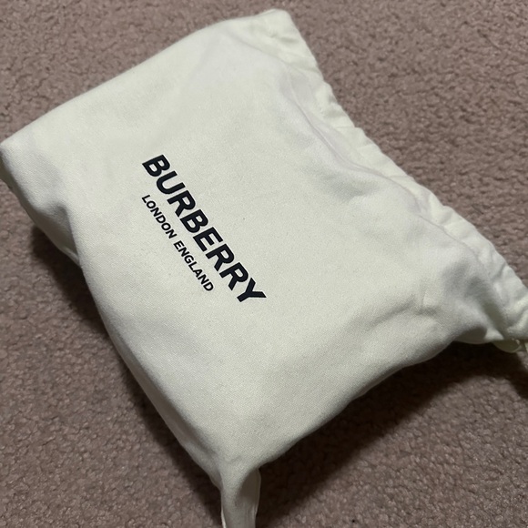 Burberry Black Quilted Shoulder Bag with Gold Accents - Picture 2 of 5